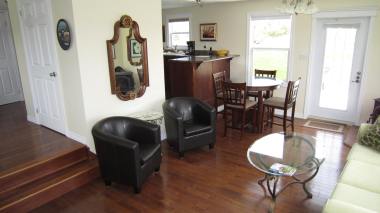 Living Room/Dining Area